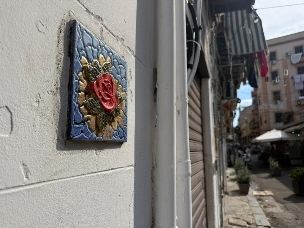 Rosa canta e cunta ceramics exhibition
