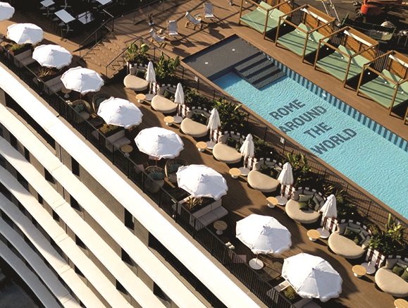 TheSocialHubRoma Pool 1