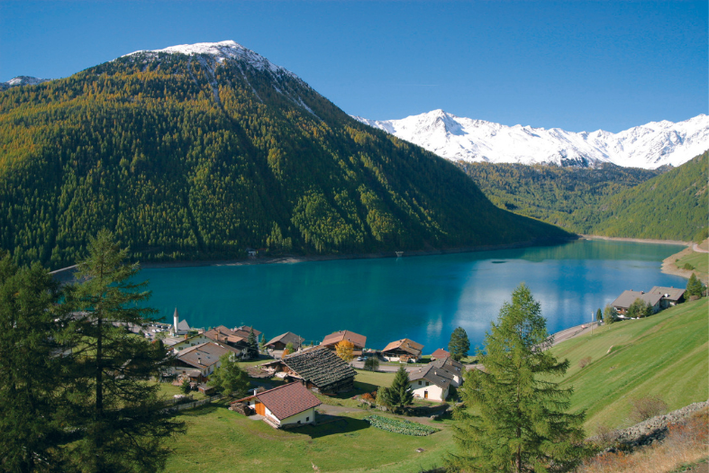 Vernago Lake Photo by Hubert Gruner