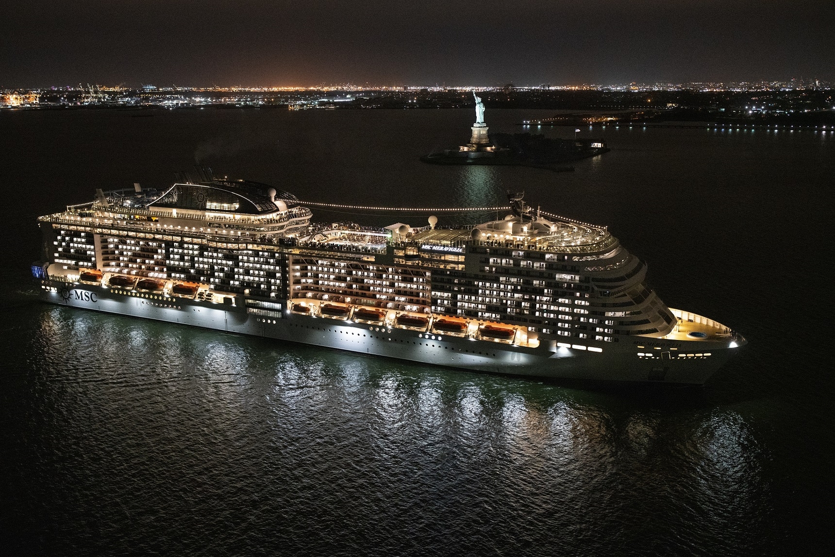 MSC-Meraviglia-a-NY