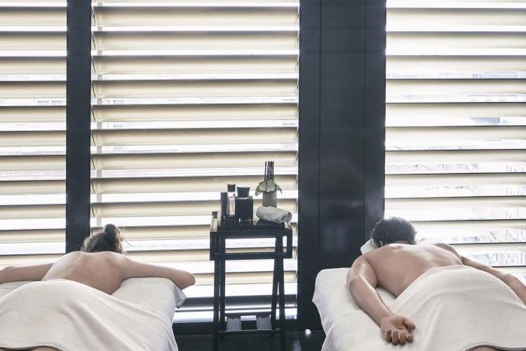 miniarmanispa-couple-treatment