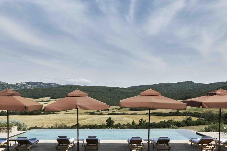 miniRWCDBVilla-OddiPool-View