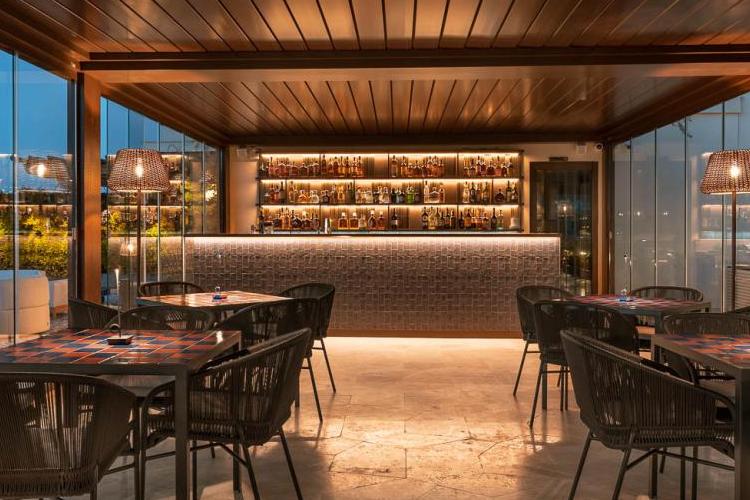 miniLumi-Sky-Lounge-3