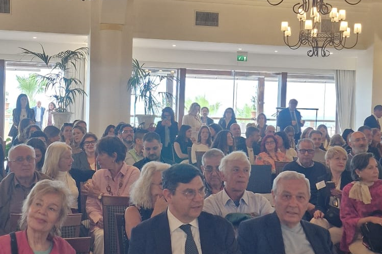 20251938-a36d-4dc9-a9b8-63e1e6e4d593