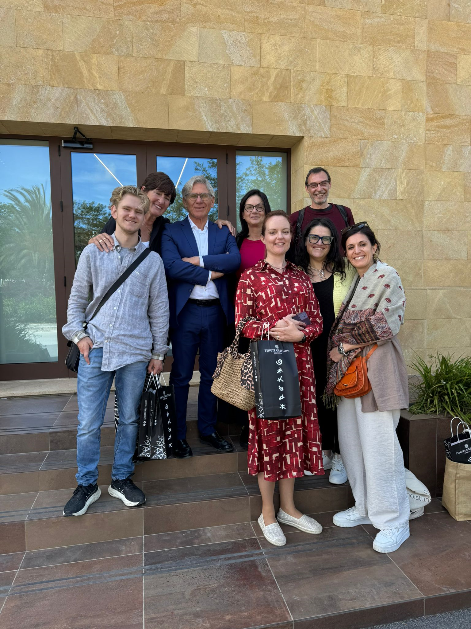 06276c05-e05d-422d-a879-2dead303df40