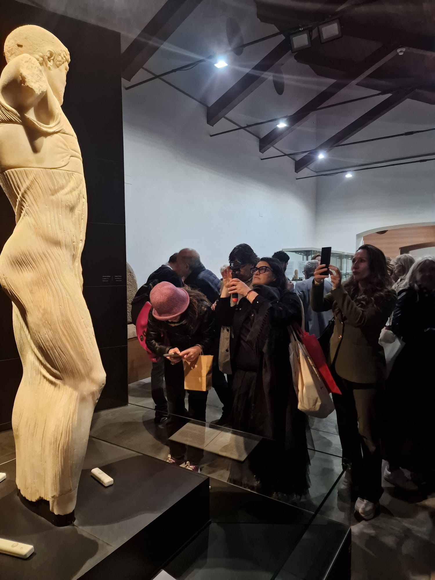 7d4ab8ca-fa40-4136-b7f8-337b46d0188f