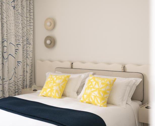 miniJumeirah-1Suiteterracepoolside