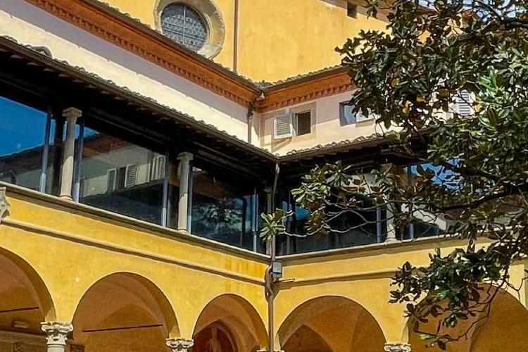 Chiostro-della-Badia-Fiesolana