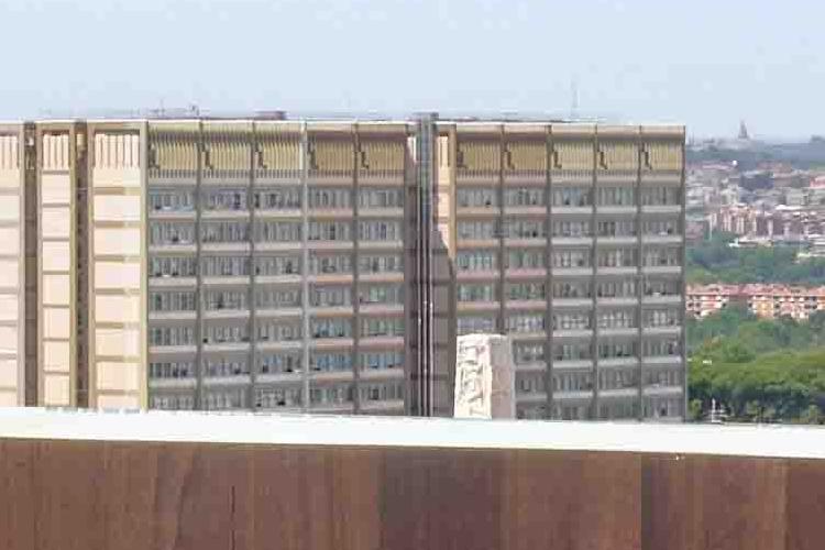 SaunaLa-Lama-Wellness-Centre