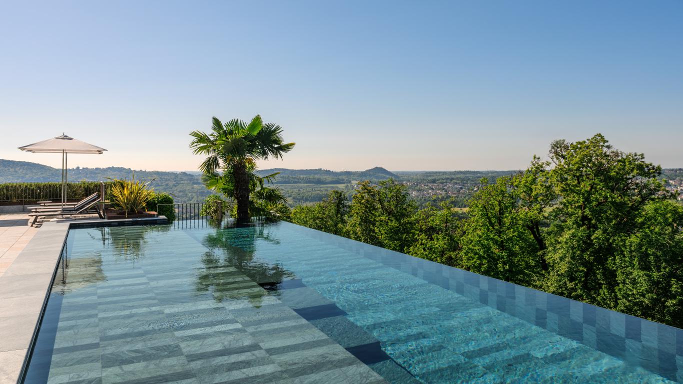 mini 6 Piscina Esterna Tenuta