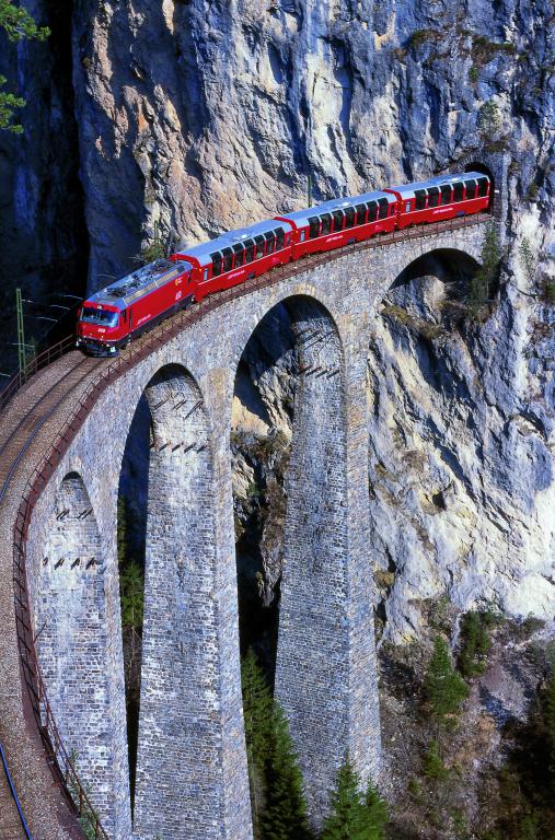 mini Bernina Express sul Viadotto di Landwasser Linea Albula 1