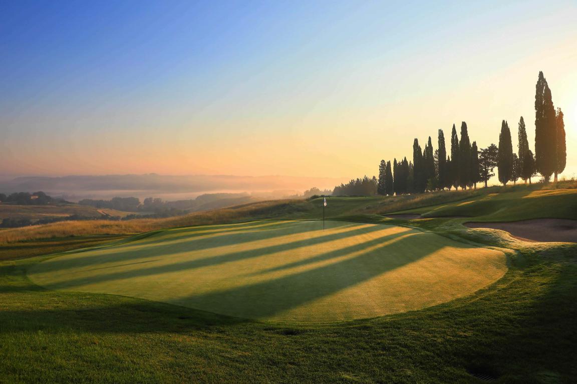 mini THE CLUB GOLF Hole 19 Brunello Hole CdB by Kevin Murray 1