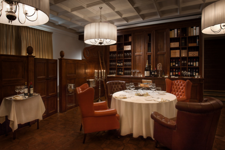 vespasia restaurant palazzo seneca 1