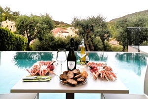 The Euganean Hills. Cycle trails and wineries from Borgo Petrarca