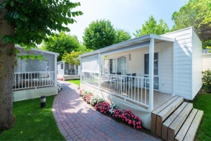 Luxury Camp. Italy’s first 5-star campsite close to Venice