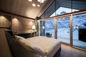 Romantik Hotel Cappella. Fairytale snow without stress in the Dolomites