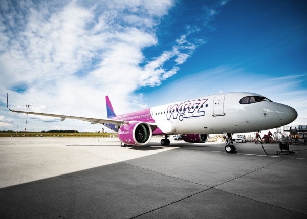 Wizz Air. Three weekly Budapest-Genoa flights from 29 October