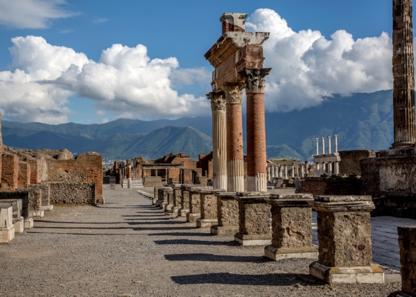 Fancy Tour. Visits to Pompeii and tours of Sorrento and the Amalfi Coast