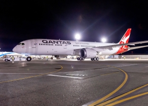 Qantas reschedules Perth-Rome summer flights up to October 2023