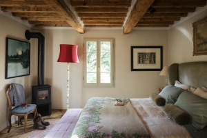 Le Gusciane: a country house between the Apuan Alps and the sea 