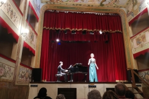 The Marches. Land of a hundred theatres