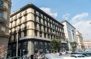 Oriana Homèl announces its first opening on Via De Pretis in Naples