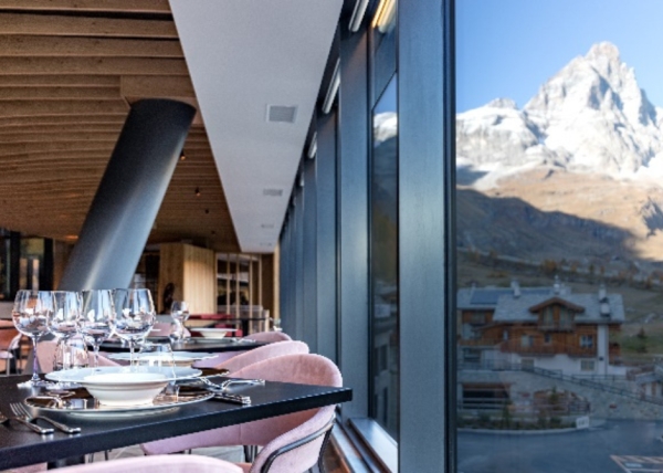 VRetreats officializes its new entry: Hotel Cervino in the Aosta Alps 