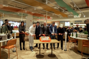 Rome Fiumicino Airport. Terminal 1’s new Food Court from Avolta