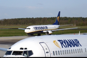 Ryanair: debuting 5 new international routes to Calabria this summer