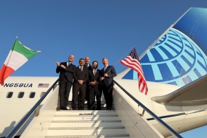 United Airlines operates four weekly flights from New York to Bari 