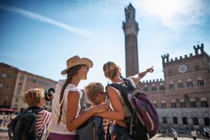 Foreigners drive Italian tourism: overnights up by 2.5% in 2024