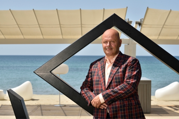 Icon Collection: solid 2025 results and consolidation for 2026