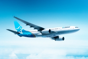 Air Transat to start operating Canada-Italy flights again from April 2022