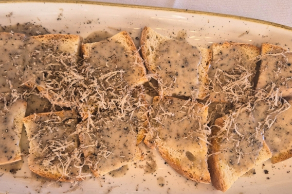 Acqualagna, the truffle capital: tradition, tourism and new international investment