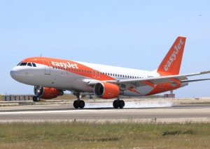 easyJet : two new weekly Marrakech-Naples flights from 16  December 