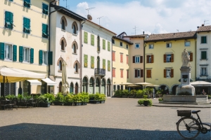 Loquis’s top ten destinations in 2025: the revenge of small towns