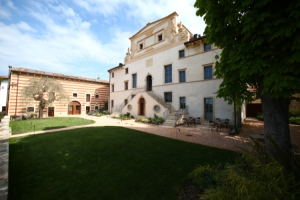 Relais Villa Balis Crema. Valpantena charm and Michelin stars