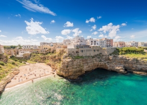 Beaches to experience in Apulia? Follow the winds on the Punto Mare app