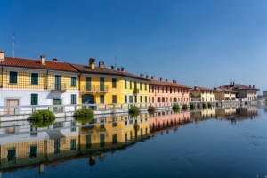 Canals and silence for a slow weekend on Milan’s Naviglio Grande
