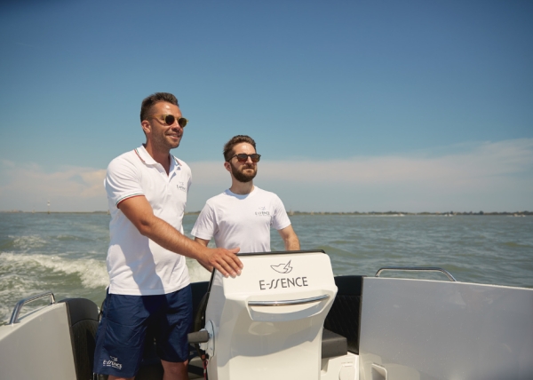 e-ssence; the first startup for electric boat sharing