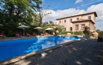 Villa Mangiacane. Michelangelo’s design and contemporary luxury